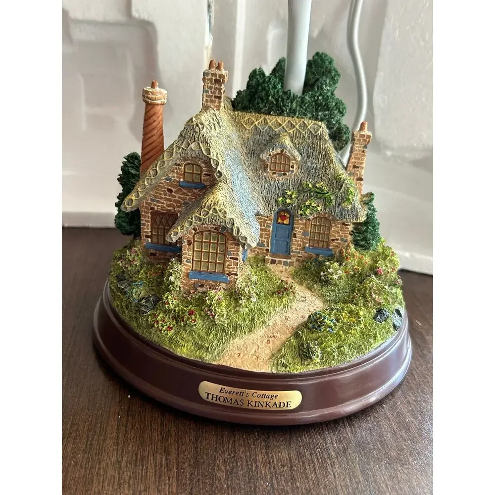 New Thomas Kinkade Everett's Cottage Table Lamp